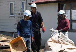 私たちの仕事は未来へ繋ぐ03