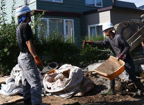 仕事は親切丁寧に教えます